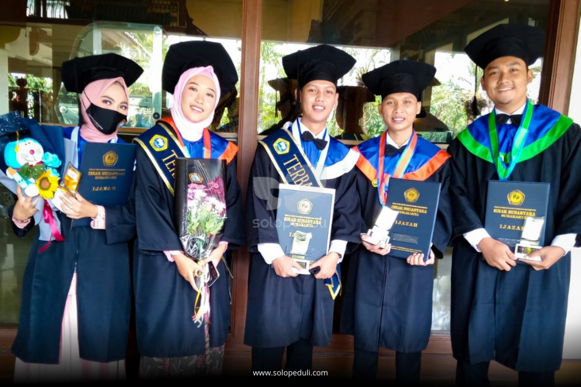 Wisuda Mahasiswa Penerima Manfaat SOLOPEDULI